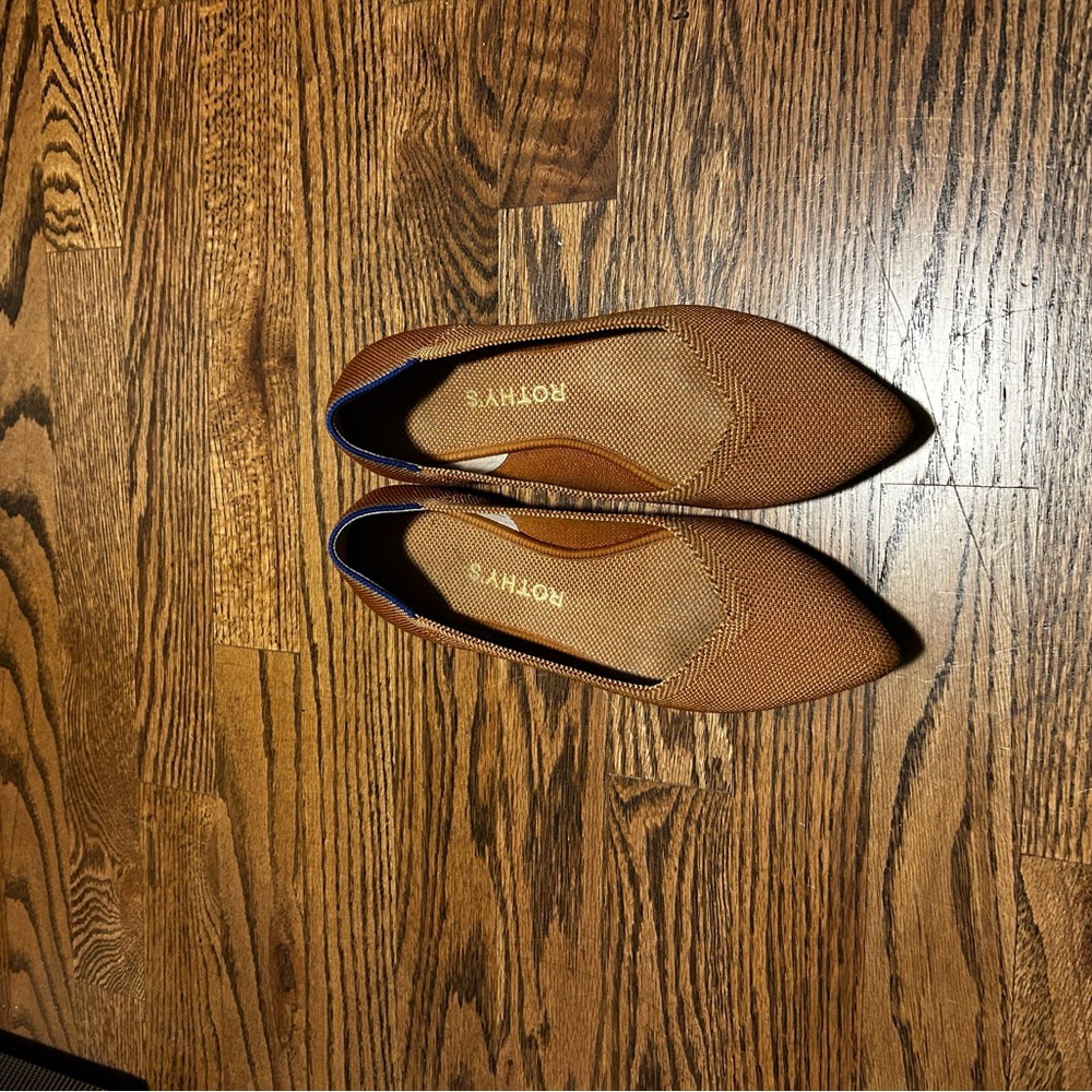 Rothy's Women's Tan Pointed Flats